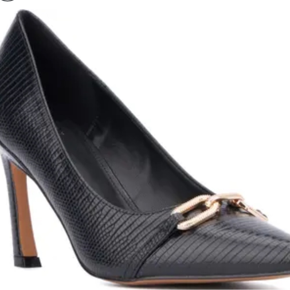 New York & Company® Katerina Embossed Pumps